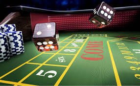 Simbol scatter dan putaran gratis Pemicu putaran gratis Buffalo King